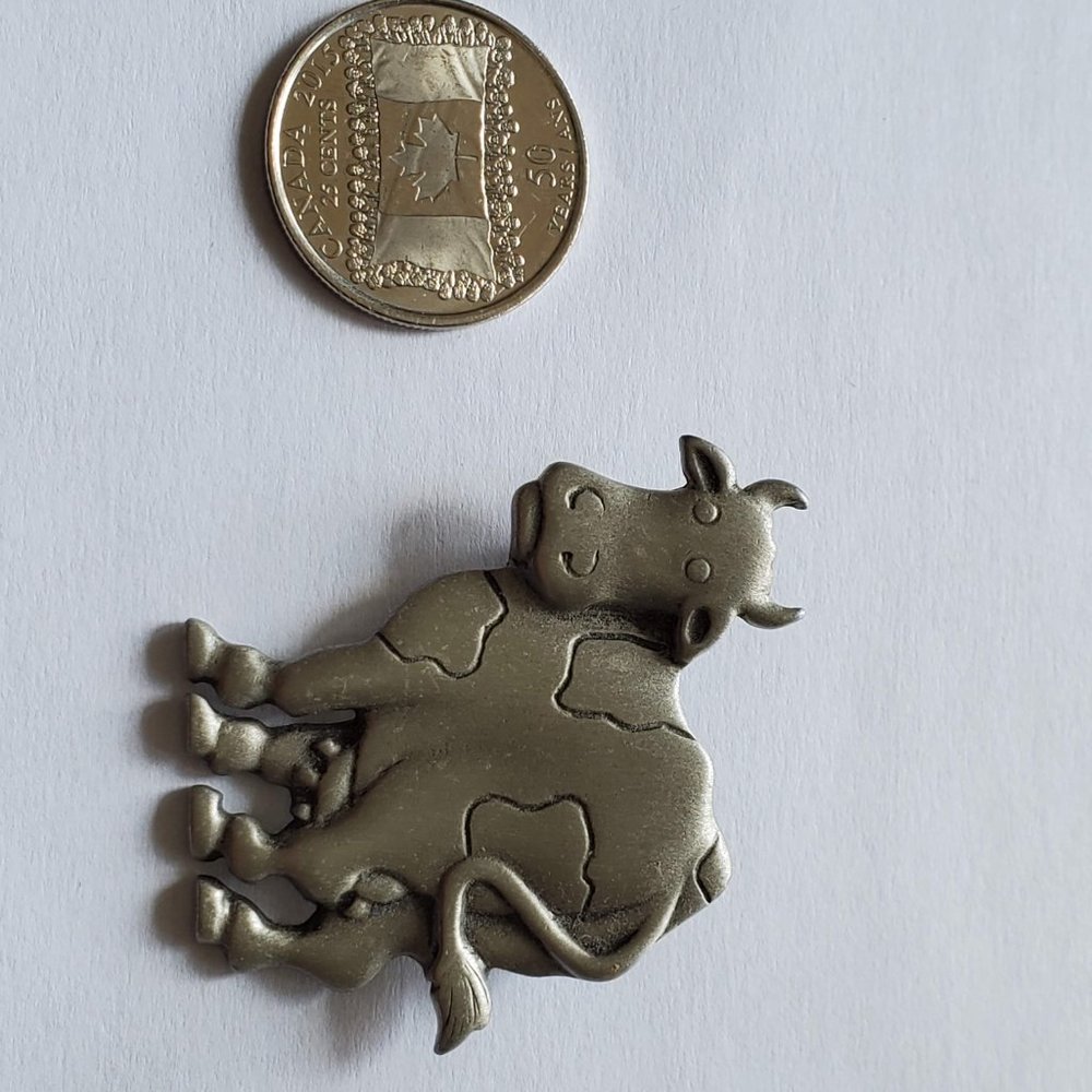Pewter Cow Pin - Picture 2 of 3